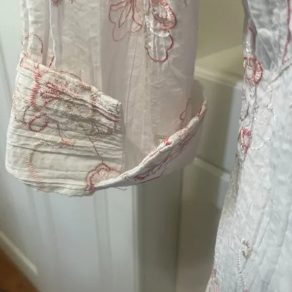 Fred David Womens L Blouse Floral Embroidered Button Front Crinkle Stretch Top - Picture 9 of 13